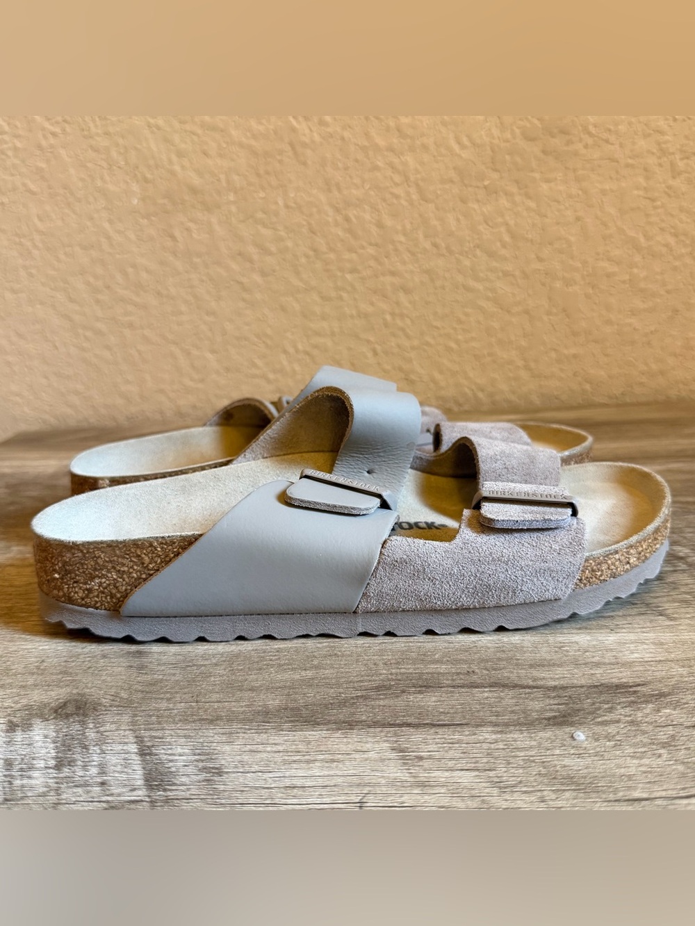 NWOB Birkenstock Arizona split gray sandals Women’s size 7 - Picture 3 of 14